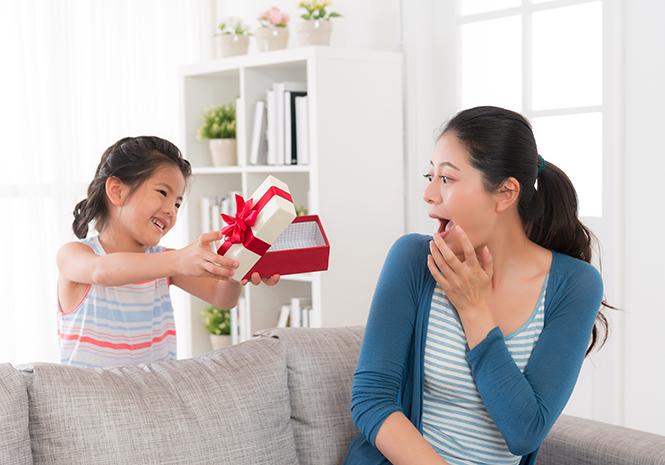 5 Ide Kado Spesial di Hari Ibu