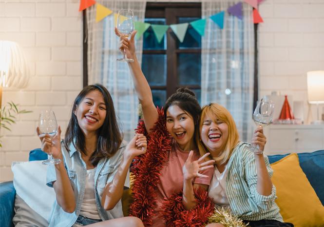 Berpesta Akhir Tahun Di Rumah Saja