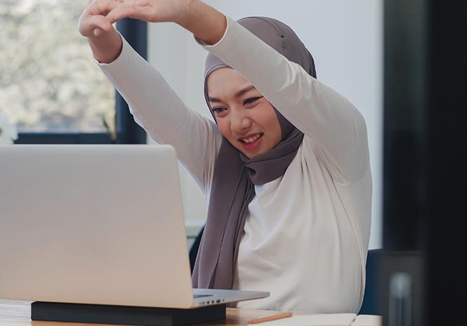 Tips Menjaga Kesehatan Selama Berpuasa di Hari Kerja