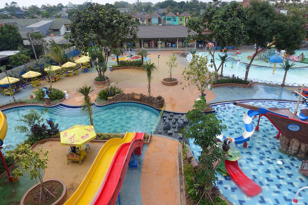 kalindo land - Kolam Renang BTR